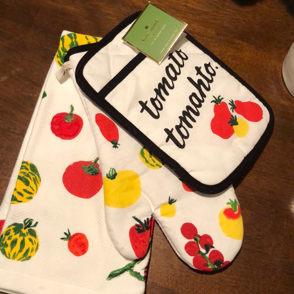 Kate Spade New York three piece kitchen set